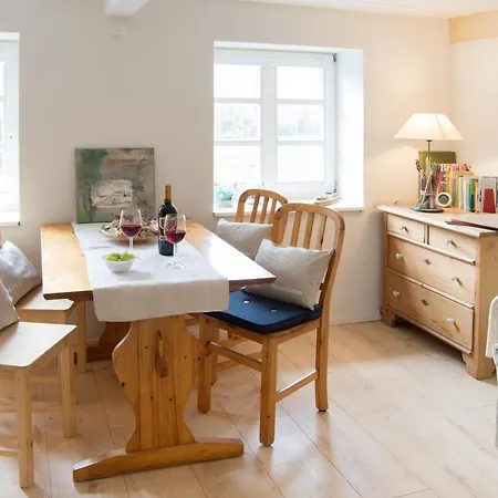 Apartment West